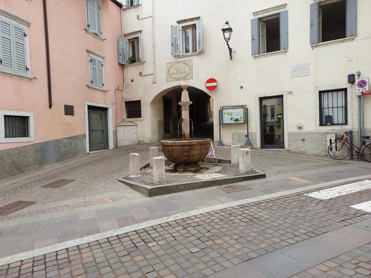 Appartamento Gisella Rovereto  Luaran gambar