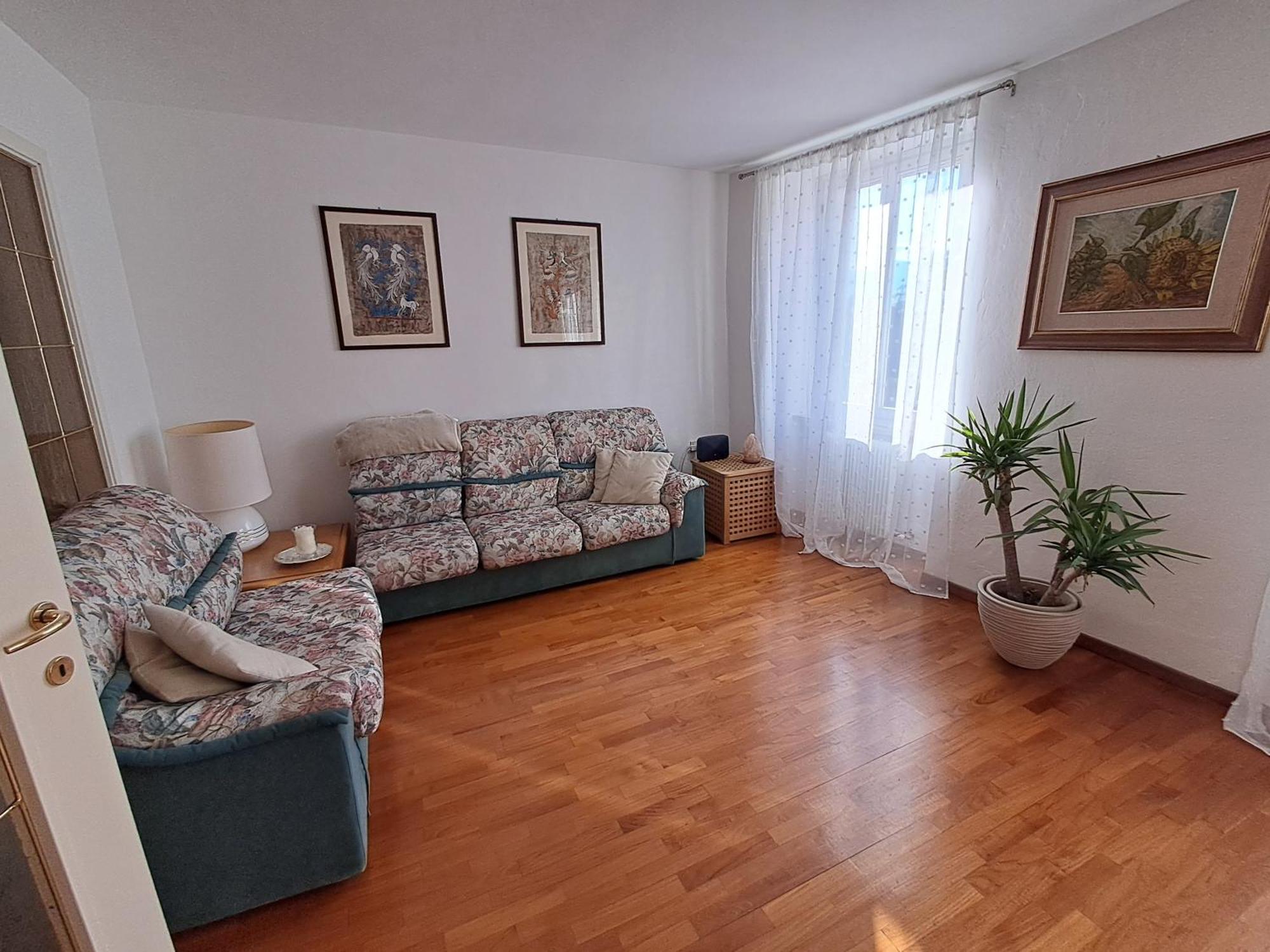Appartamento Gisella Rovereto  Luaran gambar